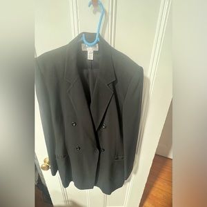 Jones of NY pants suit